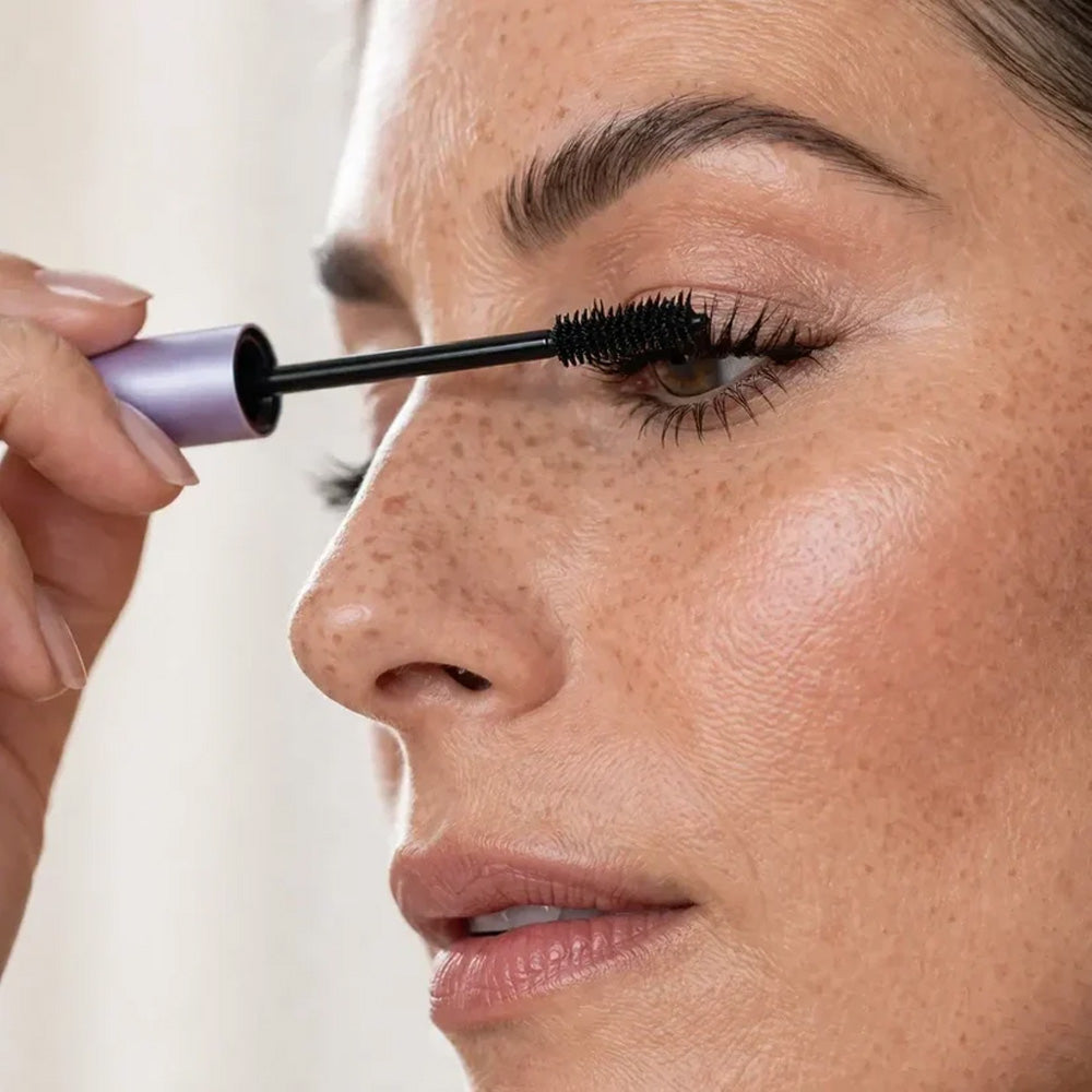 Puffyloo® Tubing Mascara for Mature Lashes – Longer, Fuller & Clump-Free Definition